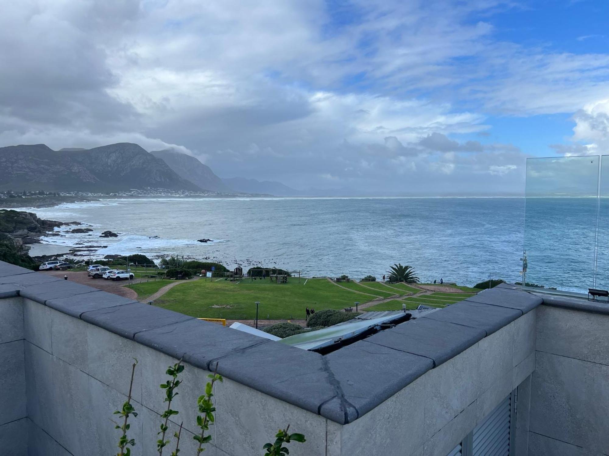 Hermanus Waterfront Apartment No 17 Esterno foto